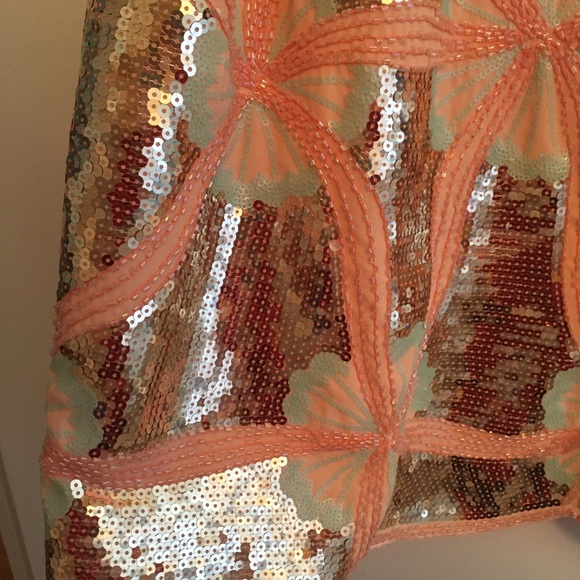 Gorgeous Peach sequinned party dress - Picture 4 of 12